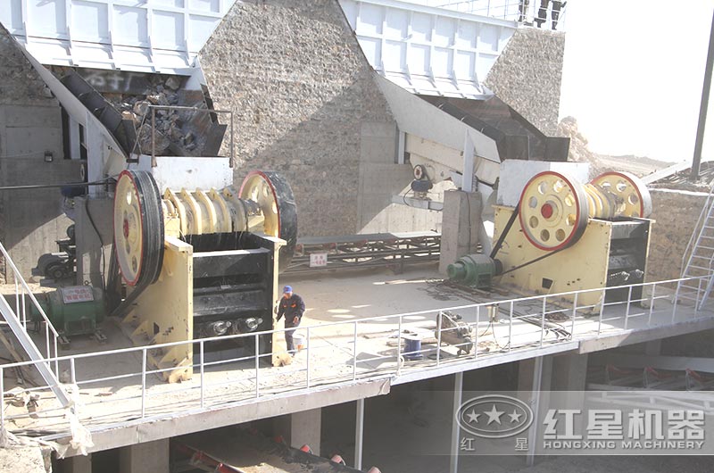 912顎式破石機(jī)產(chǎn)量是多少？一臺價格多少錢？